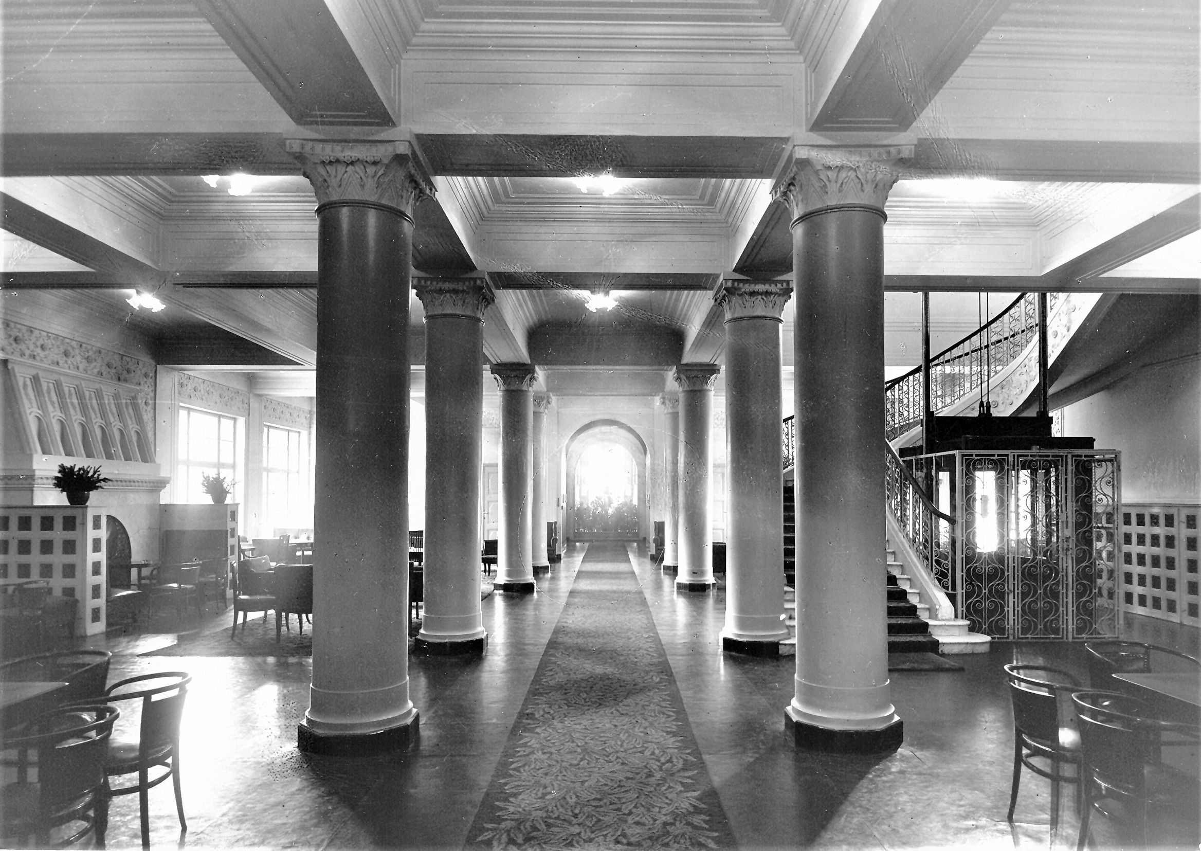 hala priessnitzova sanatoria v jeseniku | Statutární město Opava