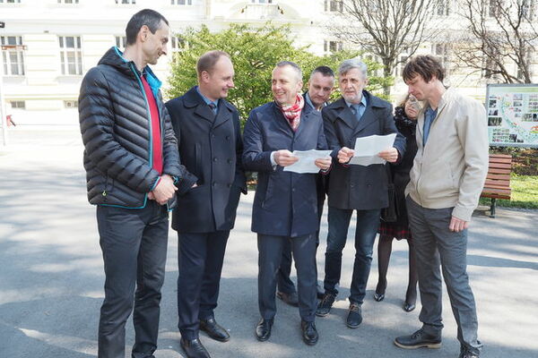 4 dolu zahranicninavstevy 02 | Statutární město Opava