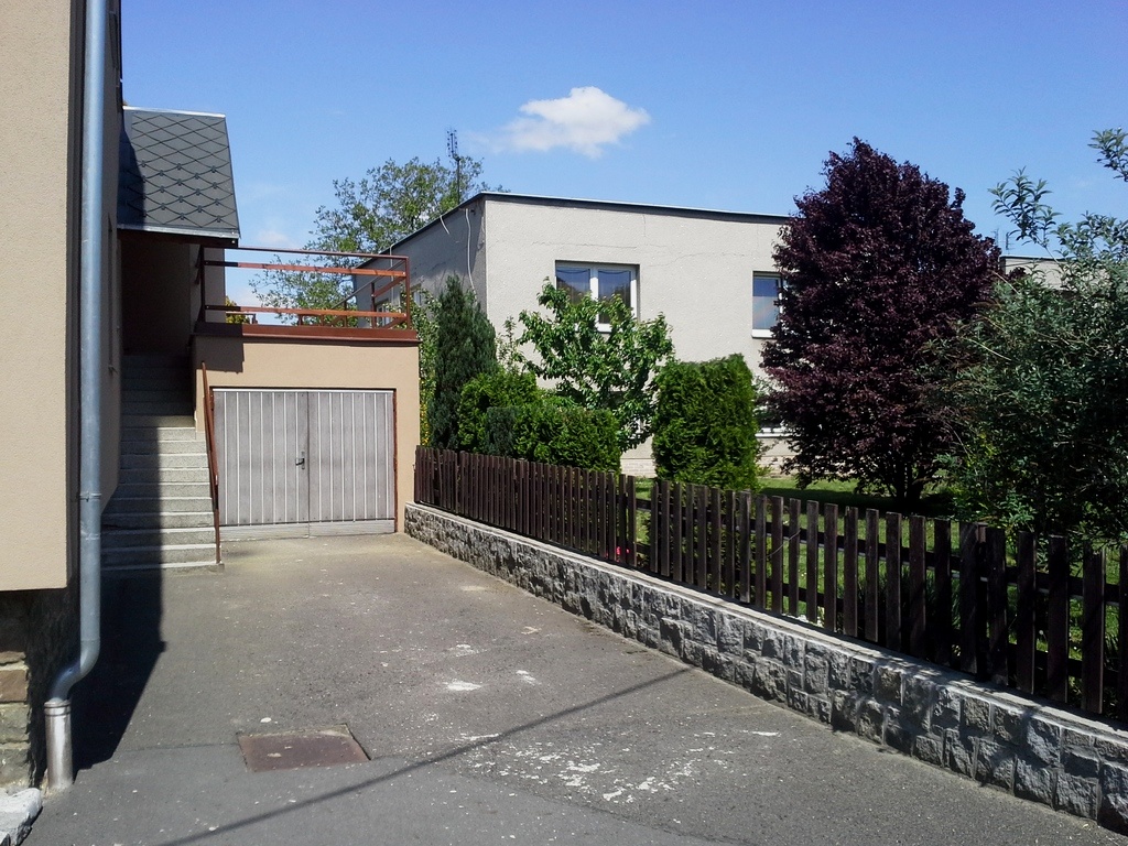 tuje 2 | Statutární město Opava